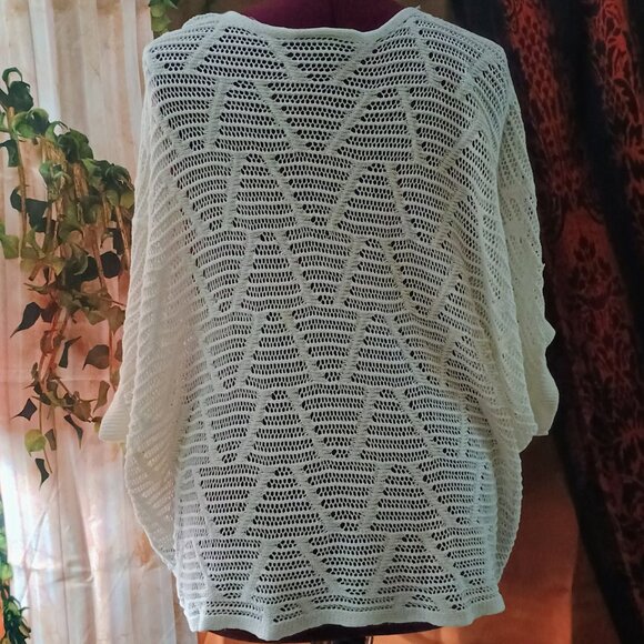 EUC: Lane Bryant Sze. 26/28 White Open Knit Dolman Sleeve Sweater - Picture 2 of 4